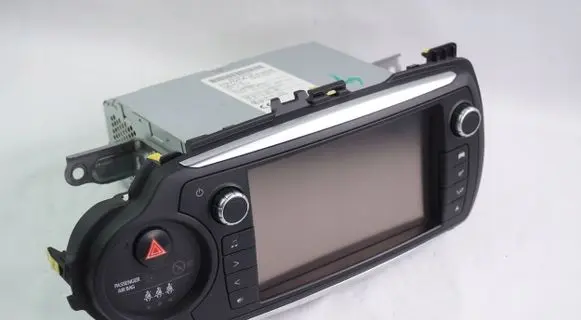 Toyota Yaris Radio/CD/DVD/GPS head unit 861400D220