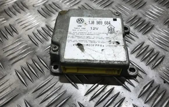 Volkswagen PASSAT B5 Airbag control unit/module 1j0909604 5wk4200