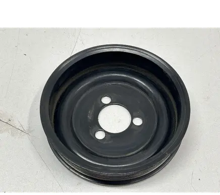 Volkswagen Golf Plus Water pump pulley 03D121028B