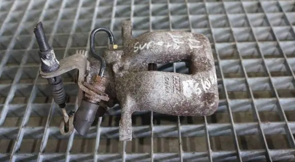 Skoda Superb B6 (3T) Rear brake caliper