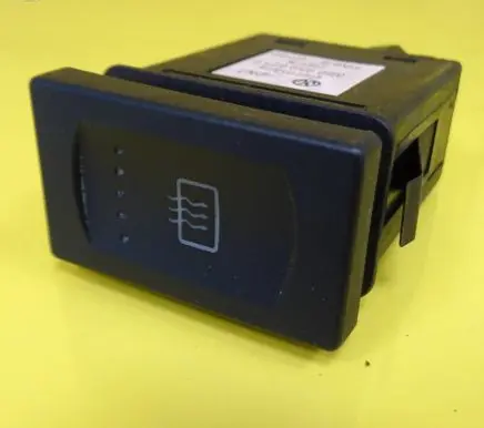Volkswagen PASSAT B5 Windscreen/window heater switch 3B0959621C