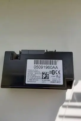 Chrysler Town u0026 Country V Bluetooth control unit module 05091960AA M13000139945