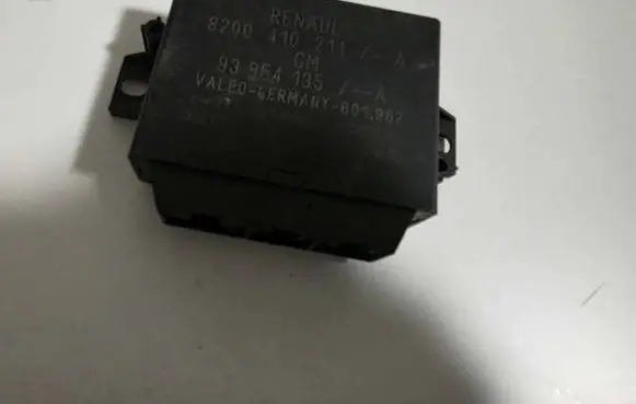 Opel Vivaro Parking PDC control unit/module 8200410211A