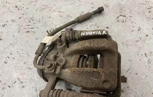 Opel Insignia B Rear brake caliper 84199608