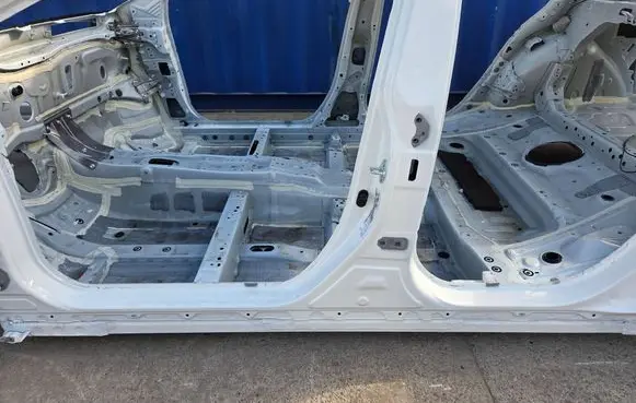 Toyota Corolla E210 E21 Sill 00000022