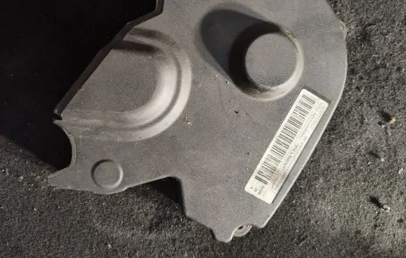 Volkswagen PASSAT B6 Timing belt guard (cover) 06f109123