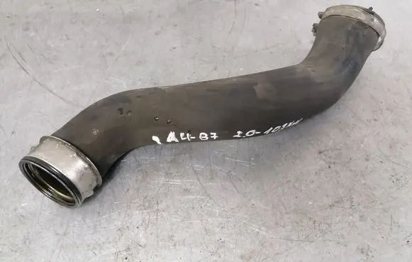 Audi A4 S4 B7 8E 8H Intercooler hose/pipe 8E0145737F