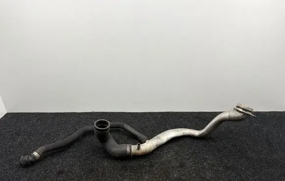 BMW 4 F32 F33 Engine coolant pipe/hose 7648644 7649300