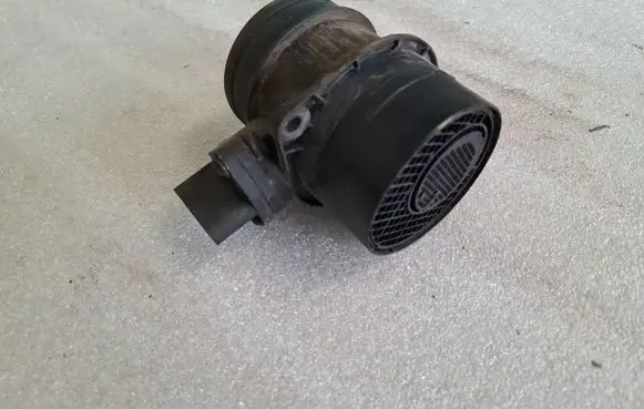 Volkswagen Sharan Mass air flow meter 0281002461