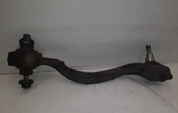Mercedes-Benz E W212 Front lower control arm/wishbone 21204