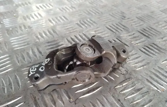 Toyota Yaris Steering column universal joint