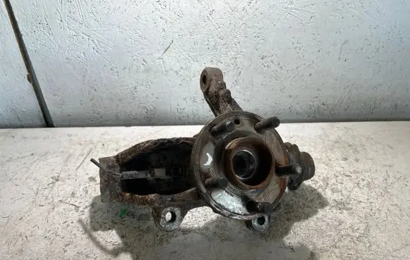 Ford Galaxy Front wheel hub