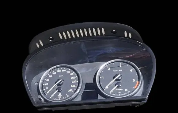 BMW 5 E60 E61 Speedometer (instrument cluster) 62109177261 110080213
