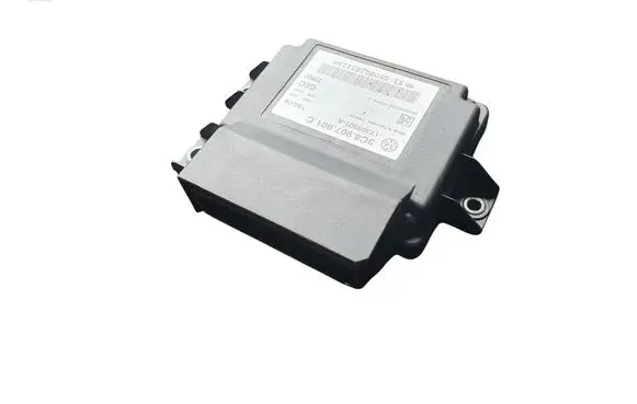 Volkswagen PASSAT B6 Hand brake control module 3C8907801C 17358501A