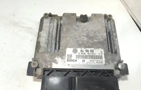 Volkswagen PASSAT B6 Engine control unit/module 06J906026 0261201537