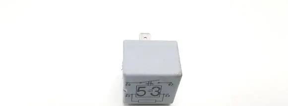 Volkswagen PASSAT B6 Other relay 141951253B 20240072