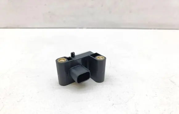 BMW 1 E81 E87 Airbag deployment crash/impact sensor 6911003 0285003900