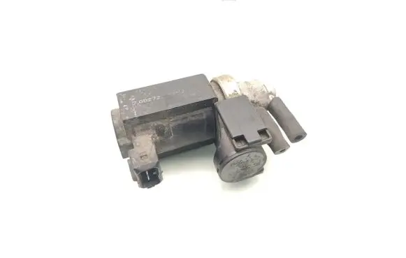 Vacuum valve