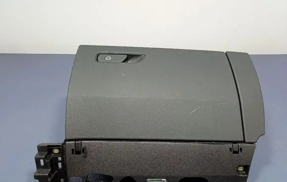 Audi Q7 4L Glove box 4M8857035K