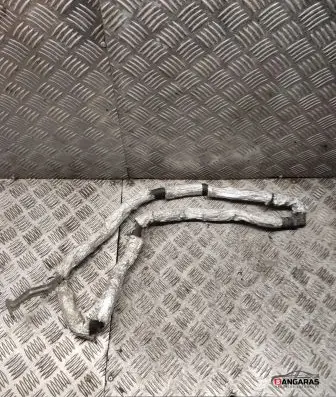 Volvo XC40 Electric car engine cooling hoses/pipes 