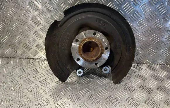 Peugeot 5008 II Rear wheel hub 200983