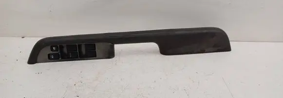 Nissan X-Trail T30 Electric window control switch 809498H700