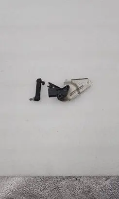 Headlight/headlamp level sensor