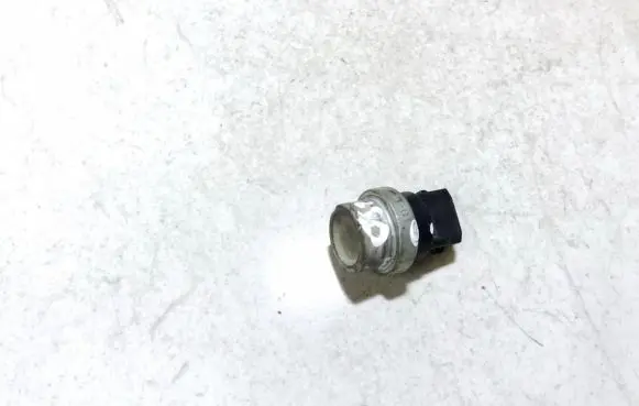 Coolant temperature sensor