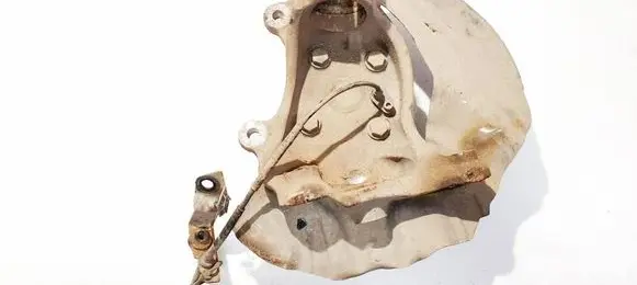 BMW 7 E65 E66 Front wheel hub