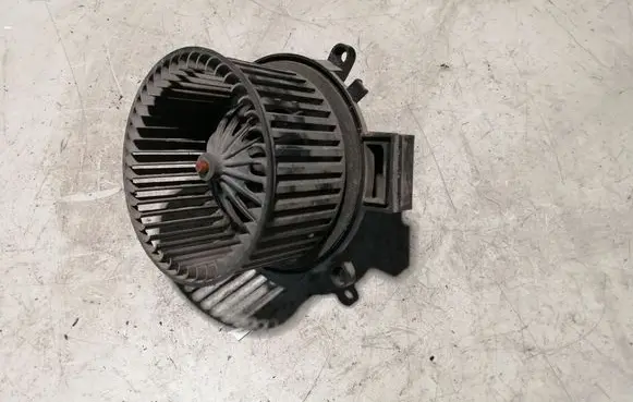 Dodge Grand Caravan Heater fan/blower AY2727000283