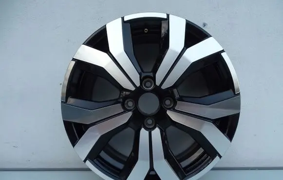 R16 alloy rim