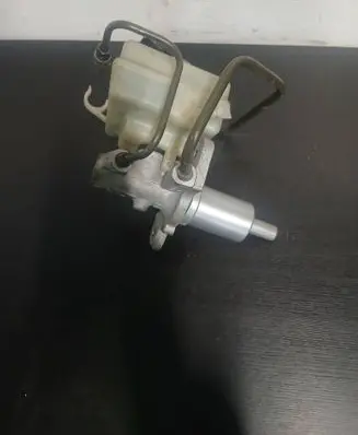 BMW 5 E60 E61 Master brake cylinder 32067179D