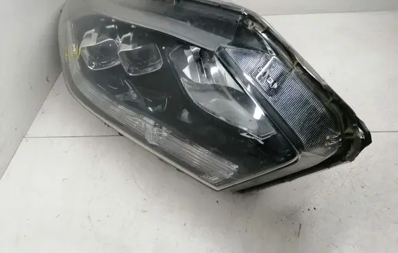 Honda HR-V Headlight/headlamp 10018205 14181