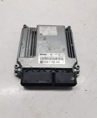 BMW X5 E53 Engine control unit/module 7793444 1039S03764 0281011414