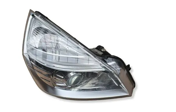 Renault Espace IV Headlight/headlamp 8200394707