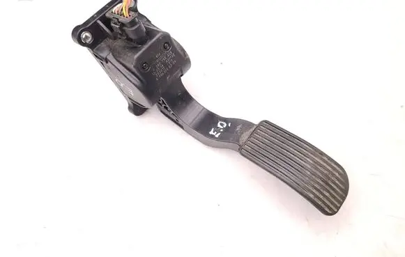 Mercedes-Benz Sprinter W906 Accelerator throttle pedal A9063000304 0280755025 ZGS0120017