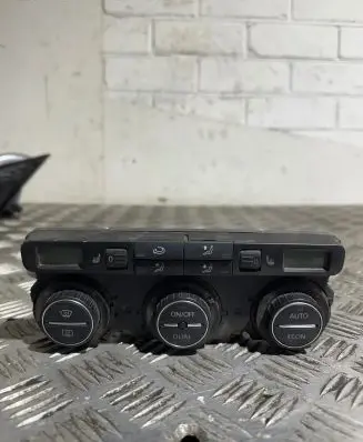 Volkswagen PASSAT B6 Climate control unit 3C0907044