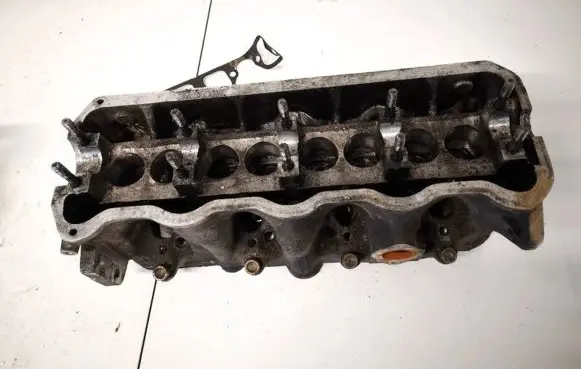 Volkswagen PASSAT B5 Engine head 028103373n