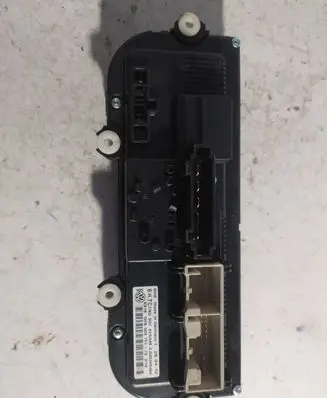Volkswagen PASSAT B7 Climate control unit 7N0907426AM 5HB00975170