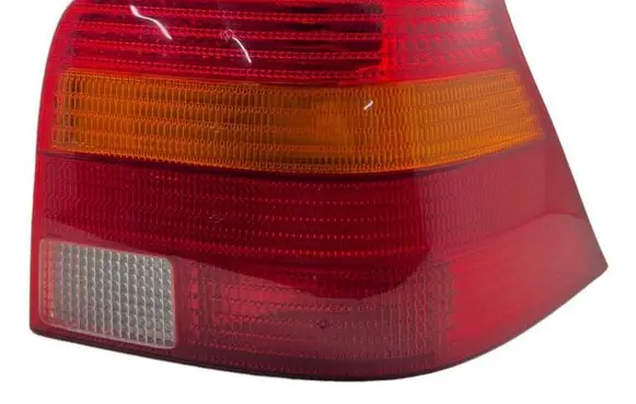 Volkswagen Golf IV Rear/tail lights 1J6945096R 67736981 1J6945257