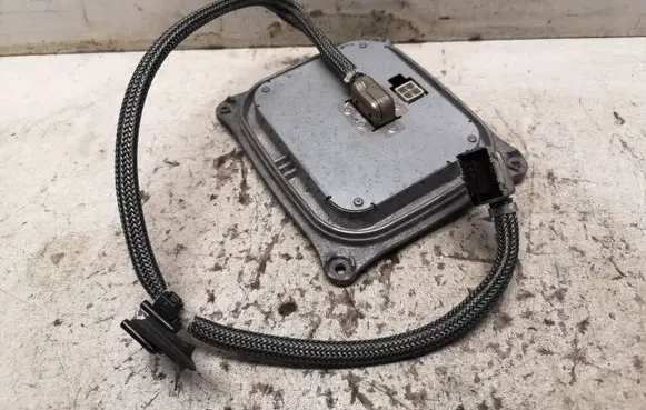 BMW 7 F01 F02 F03 F04 Headlight ballast module Xenon 130732915301