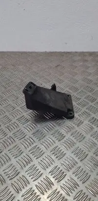 Volkswagen PASSAT B5.5 Engine mounting bracket 4B0199307c