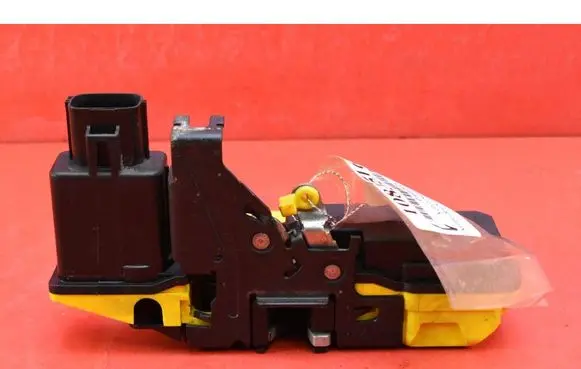 Volvo S60 Rear door lock 