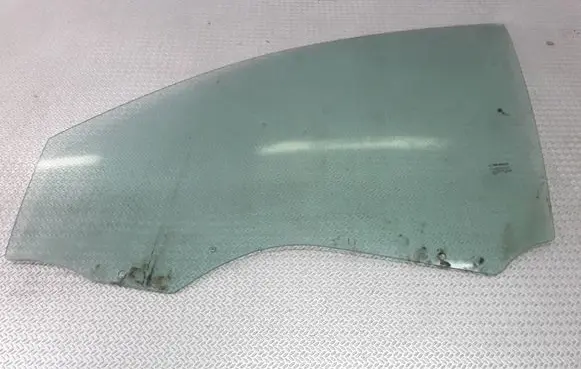 Renault Megane II Front door window glass four-door