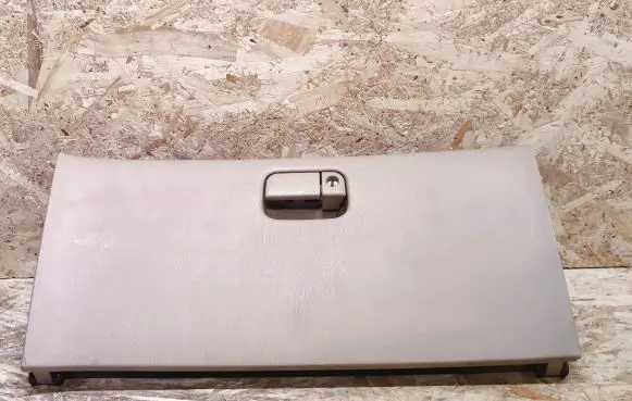 Honda Odyssey Glove box lid/cover 