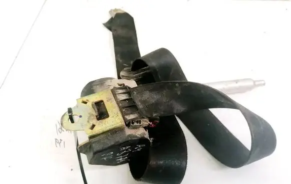Audi A4 S4 B5 8D Front seatbelt 8D0857705A