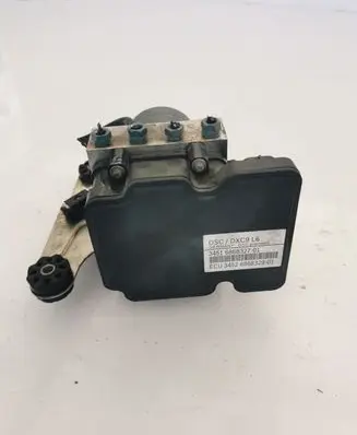 BMW 5 F10 F11 ABS Pump 6868327