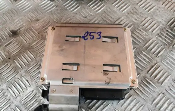 Audi A4 S4 B6 8E 8H Engine control unit/module 8E0967411