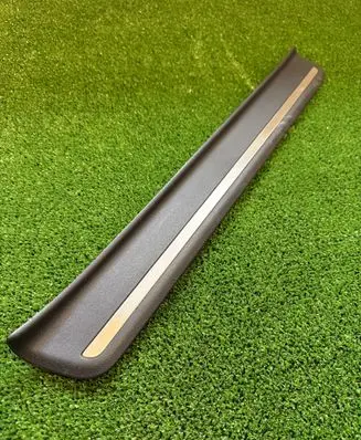 KIA EV6 Front sill trim cover 85873CV500