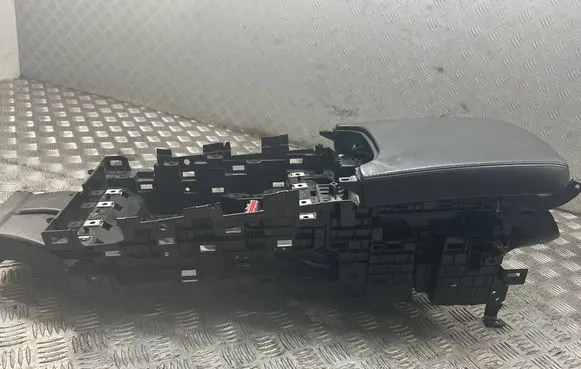 Jaguar XJ X351 Center console 